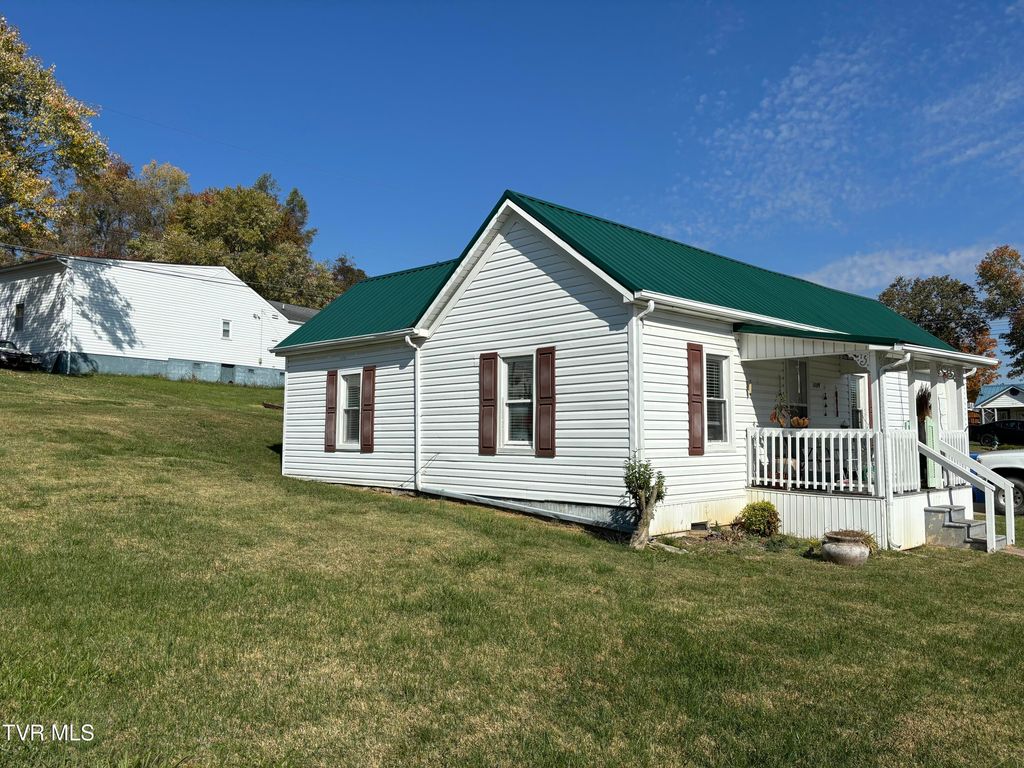 1009 Liberty Circle, Jonesborough, TN 37659