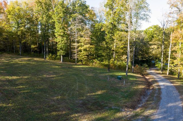 7483 Liberty Rd, Fairview, TN 37062