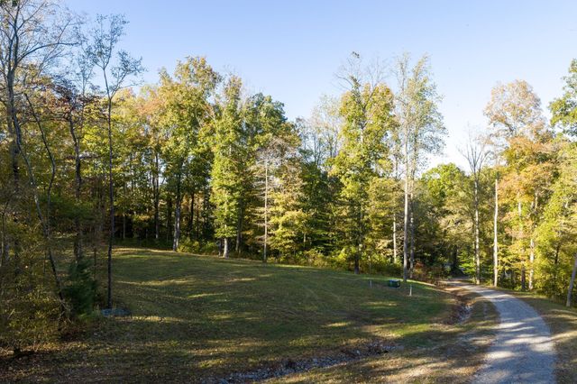 7483 Liberty Rd, Fairview, TN 37062