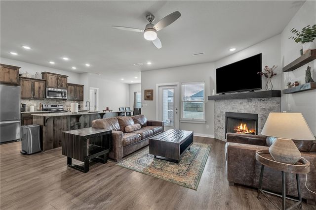 421 N Otoe Street, Farmington, AR 72730