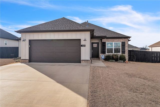 421 N Otoe Street, Farmington, AR 72730