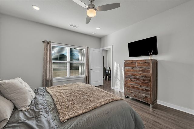 421 N Otoe Street, Farmington, AR 72730