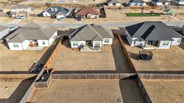 421 N Otoe Street, Farmington, AR 72730