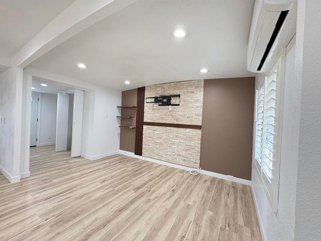 1174 E Main St 103, El Cajon, CA 92021