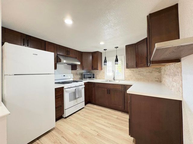 1174 E Main St 103, El Cajon, CA 92021