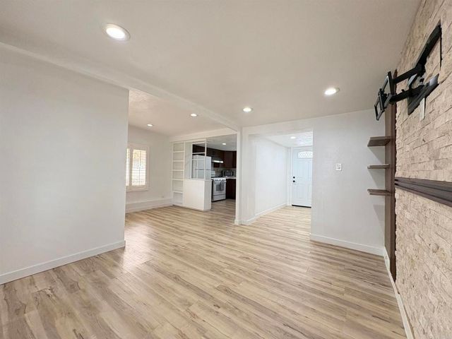 1174 E Main St 103, El Cajon, CA 92021
