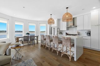 60 Newbury St 1, Quincy, MA 02171