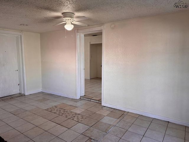 1612 PHOENIX DRIVE, Wichita Falls, TX 76306