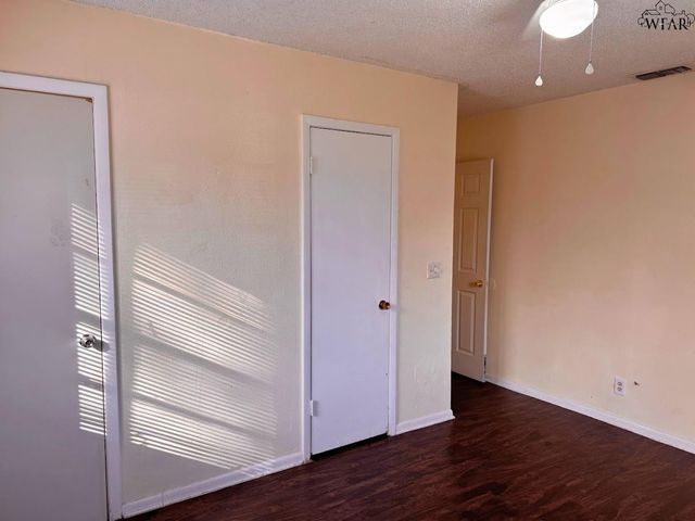 1612 PHOENIX DRIVE, Wichita Falls, TX 76306