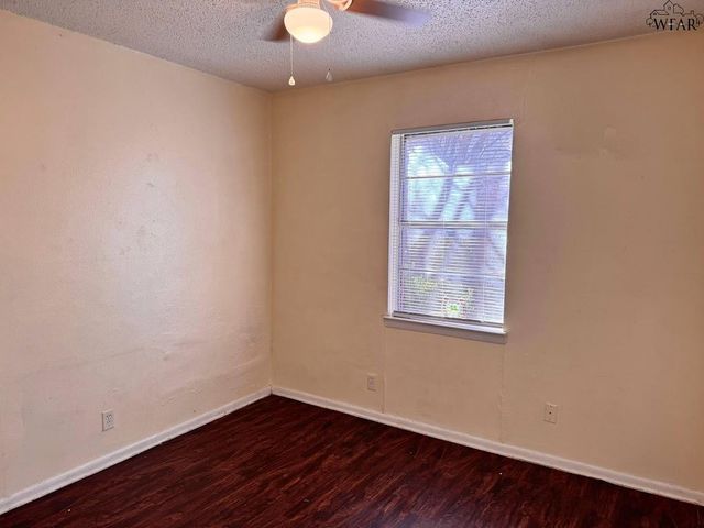 1612 PHOENIX DRIVE, Wichita Falls, TX 76306