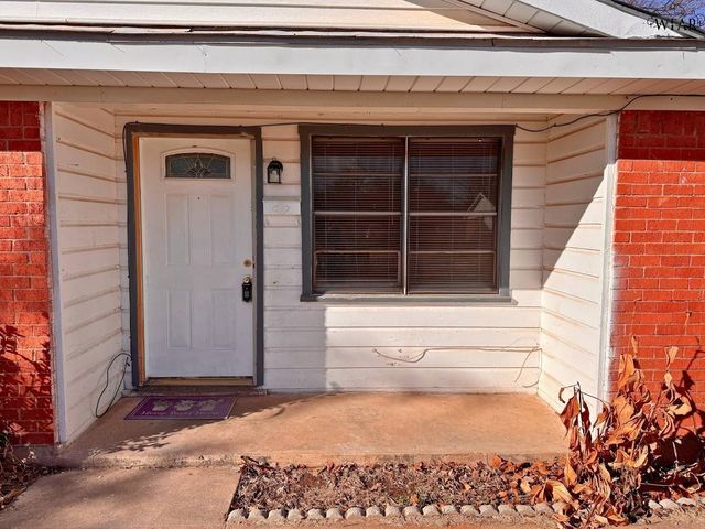 1612 PHOENIX DRIVE, Wichita Falls, TX 76306
