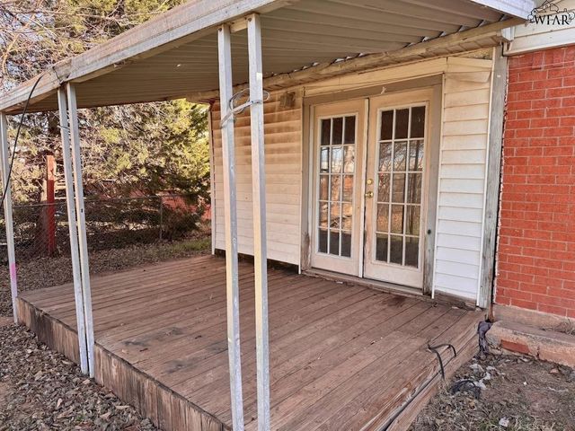 1612 PHOENIX DRIVE, Wichita Falls, TX 76306