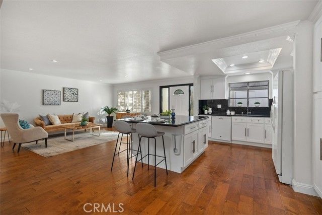 2005 Via Mariposa B, Laguna Woods, CA 92637