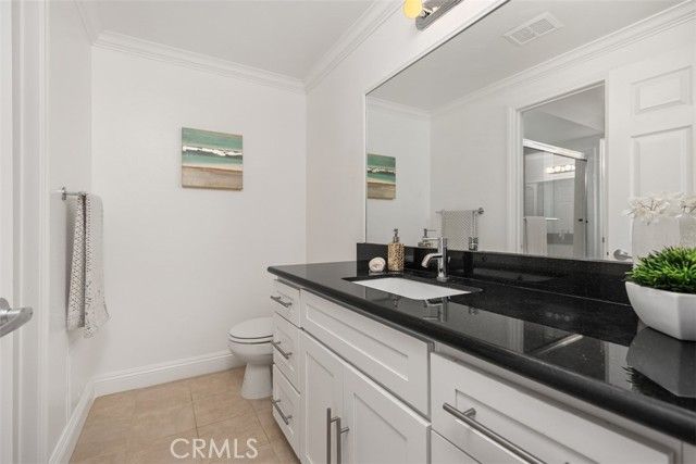 2005 Via Mariposa B, Laguna Woods, CA 92637