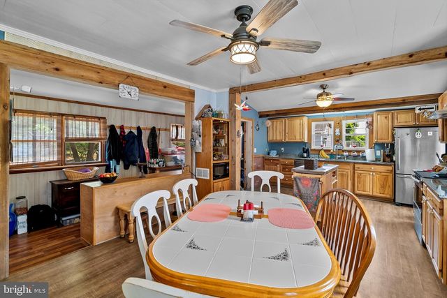 17 MAIN ST, Port Republic, NJ 08241