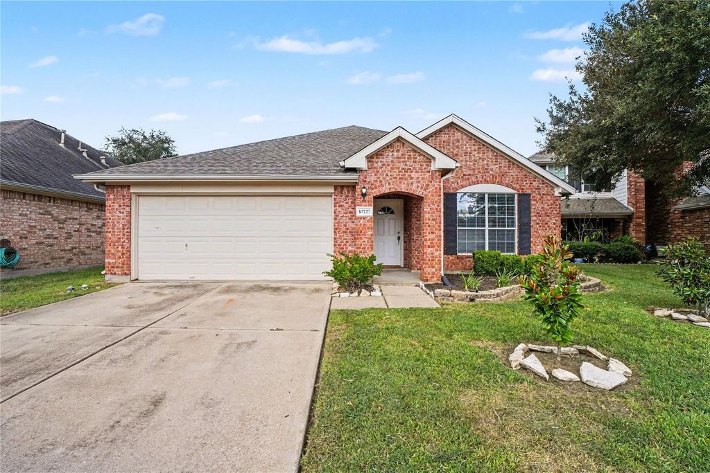 10727 Acacia Forest Trail, Houston, TX 77089