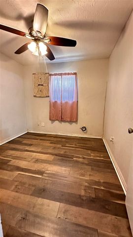 1411 NW Ozmun Ave, Lawton, OK 73507