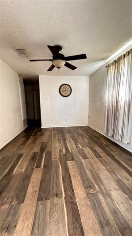 1411 NW Ozmun Ave, Lawton, OK 73507