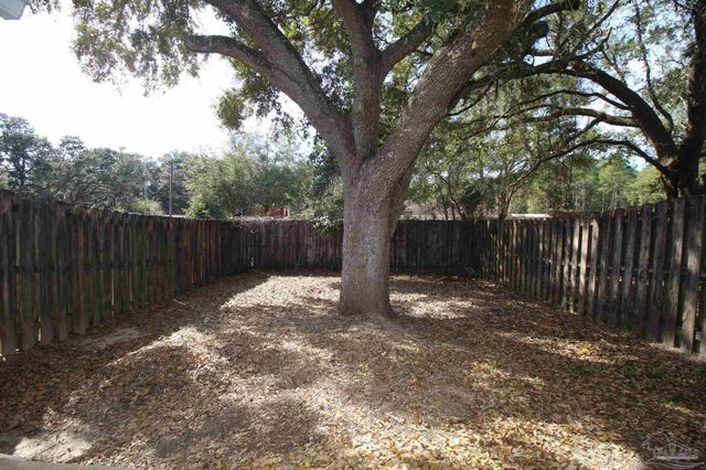 8505 Nantucket Pl, Pensacola, FL 32514