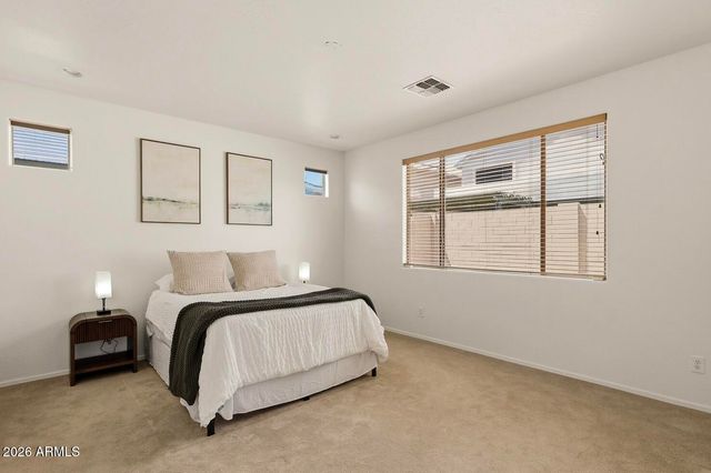 10262 W FOOTHILL Drive, Peoria, AZ 85383
