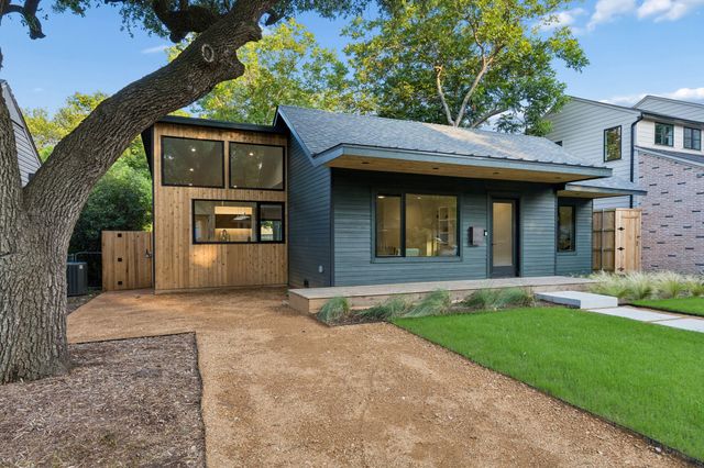 9028 Santa Clara Drive, Dallas, TX 75218