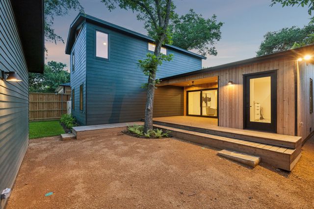 9028 Santa Clara Drive, Dallas, TX 75218