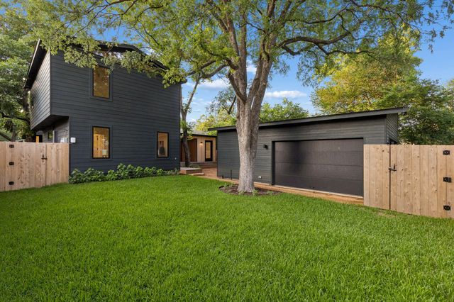 9028 Santa Clara Drive, Dallas, TX 75218
