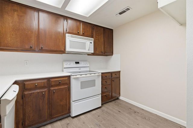 705 Brandywine Dr, Lodi, CA 95240