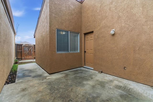 705 Brandywine Dr, Lodi, CA 95240