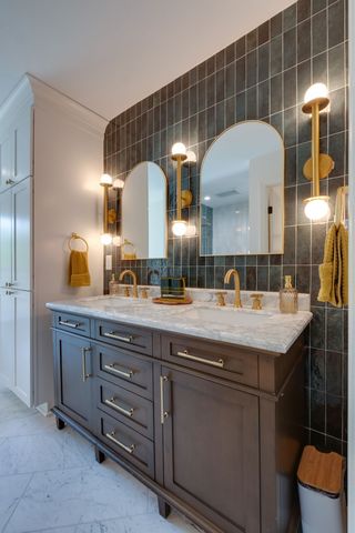 860 Lakemont Dr, Nashville, TN 37220