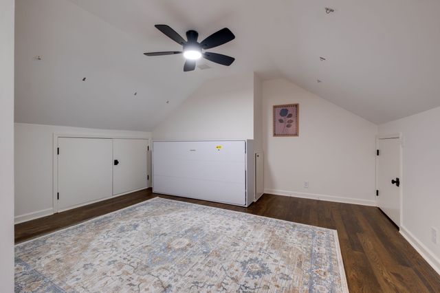 860 Lakemont Dr, Nashville, TN 37220