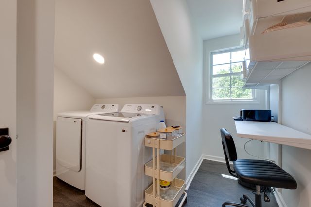 860 Lakemont Dr, Nashville, TN 37220