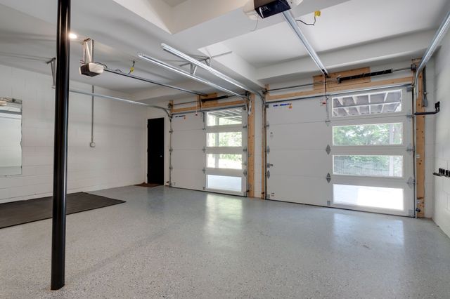 860 Lakemont Dr, Nashville, TN 37220