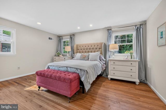 1602 LEMONTREE LN, Silver Spring, MD 20904