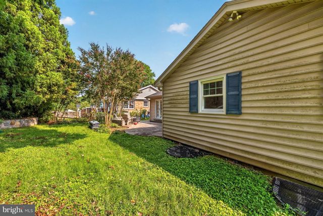 1602 LEMONTREE LN, Silver Spring, MD 20904