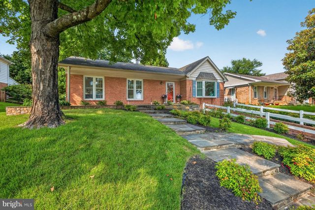 1602 LEMONTREE LN, Silver Spring, MD 20904