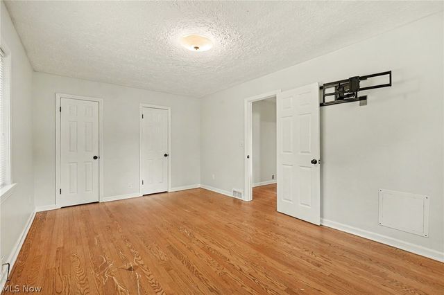 2381 Chatham Road, Akron, OH 44313
