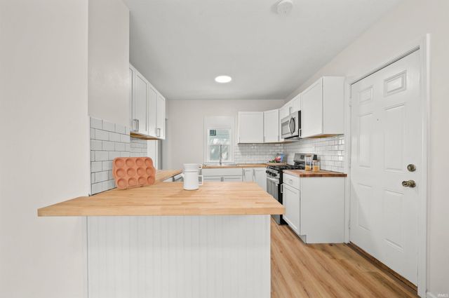 1214 Cedar Street, South Bend, IN 46617