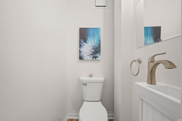 1214 Cedar Street, South Bend, IN 46617