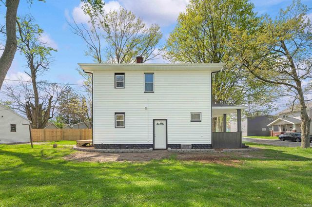 1214 Cedar Street, South Bend, IN 46617