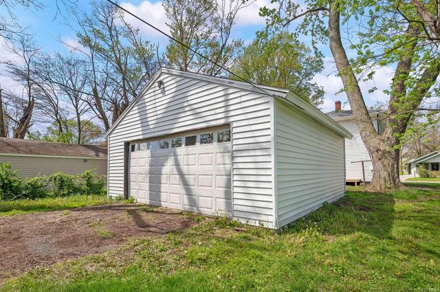 1214 Cedar Street, South Bend, IN 46617