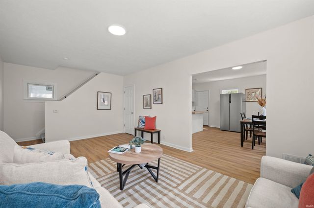 1214 Cedar Street, South Bend, IN 46617