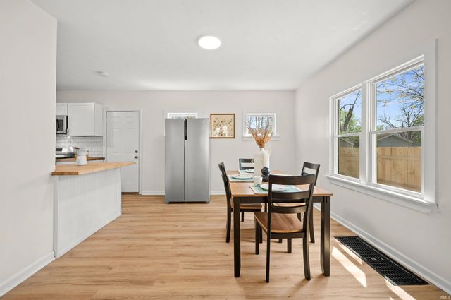 1214 Cedar Street, South Bend, IN 46617