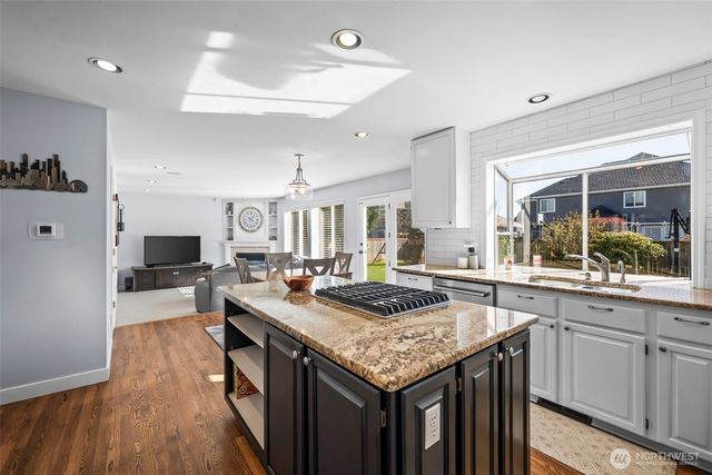 5715 82nd Avenue Ct W, University Place, WA 98467