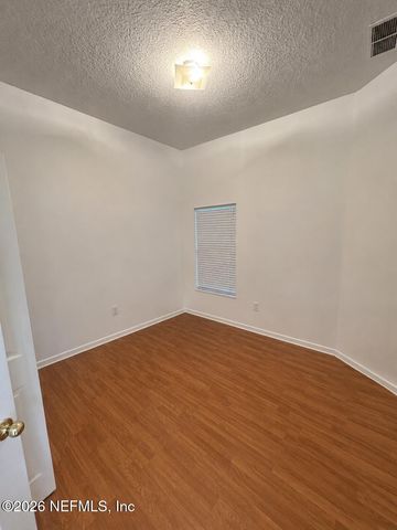 6063 MAGGIES Circle 105, Jacksonville, FL 32244