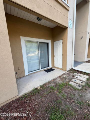 6063 MAGGIES Circle 105, Jacksonville, FL 32244