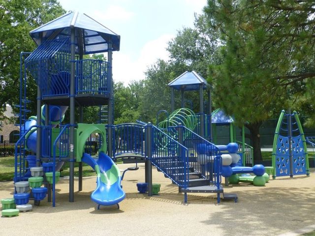 3325 Leanne Drive, Flower Mound, TX 75022