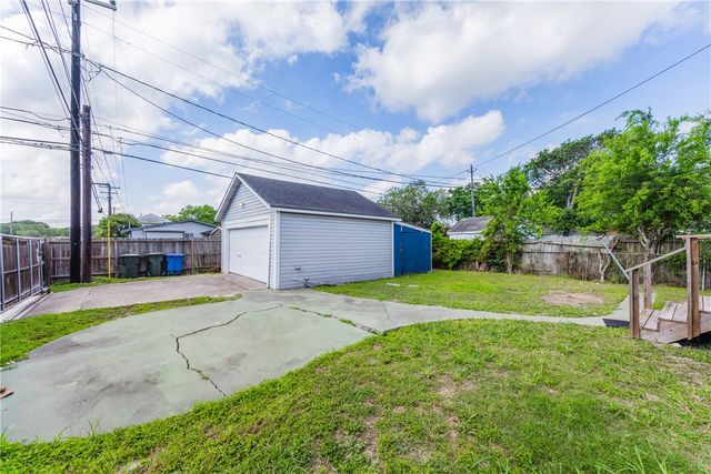 601 Atlantic St, Corpus Christi, TX 78404