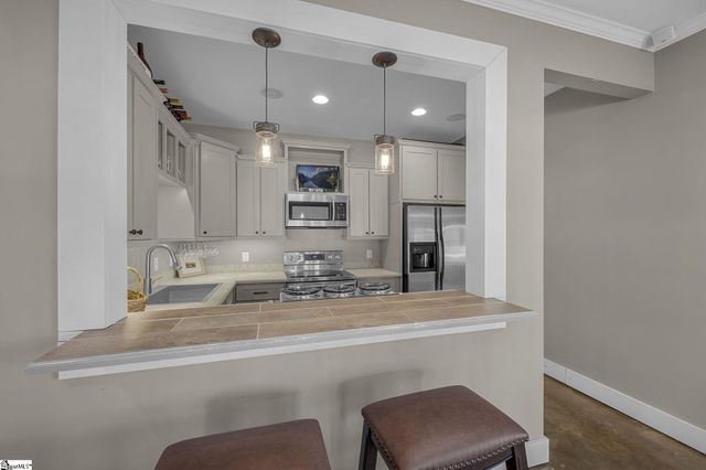 233 Bowen Drive, Anderson, SC 29621