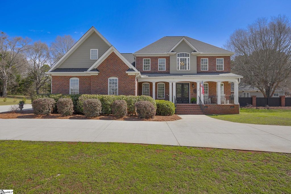233 Bowen Drive, Anderson, SC 29621